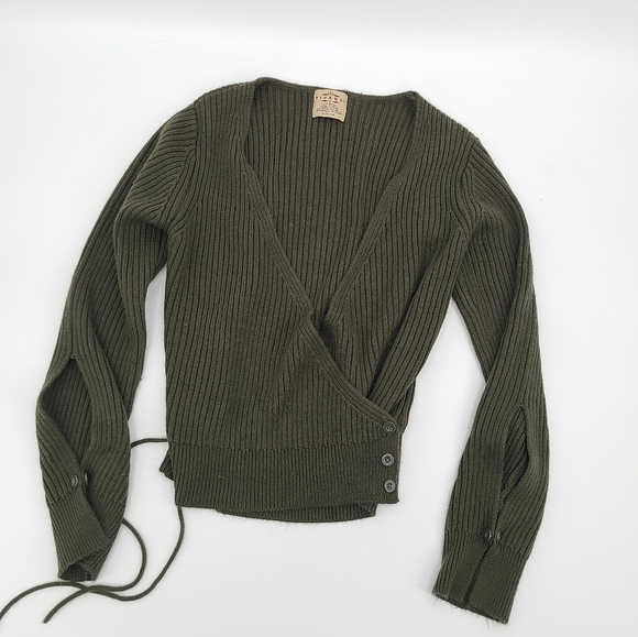 Retro Rib Knit Wrap Deep V-neck Cold Wrist Sweater - Picture 2 of 11